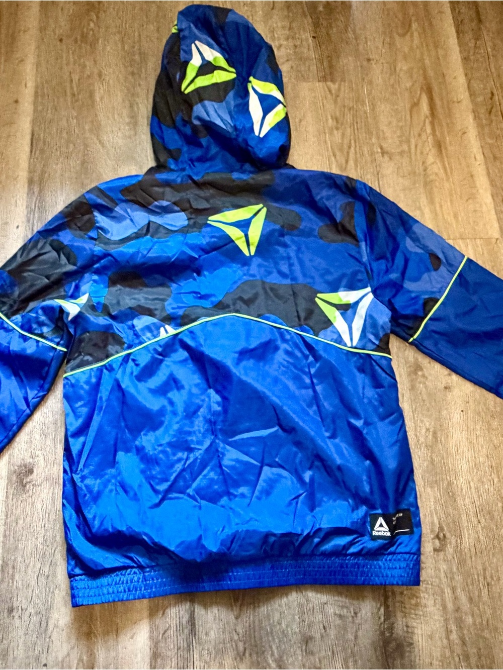 Reebok Boys’ Youth XL 14/16 Blue Camo Neon Hooded Windbreaker Jacket - Picture 3 of 5